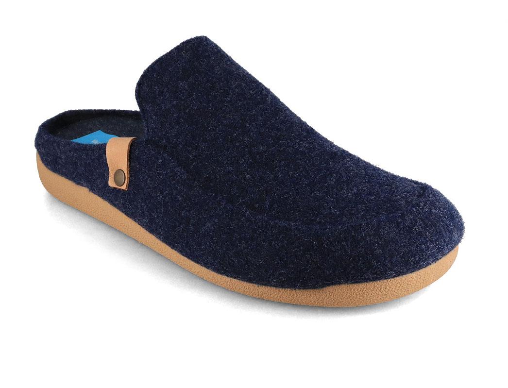 Varomed vital Men Slippers 'Alexander' in navy blue, front three-quarter view