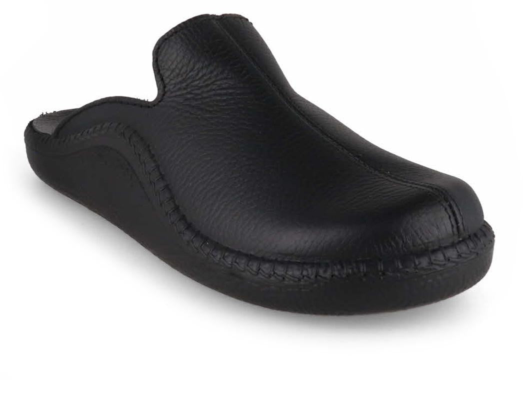 Josef Seibel Monaco 202 G black leather men's slipper, front three-quarter view