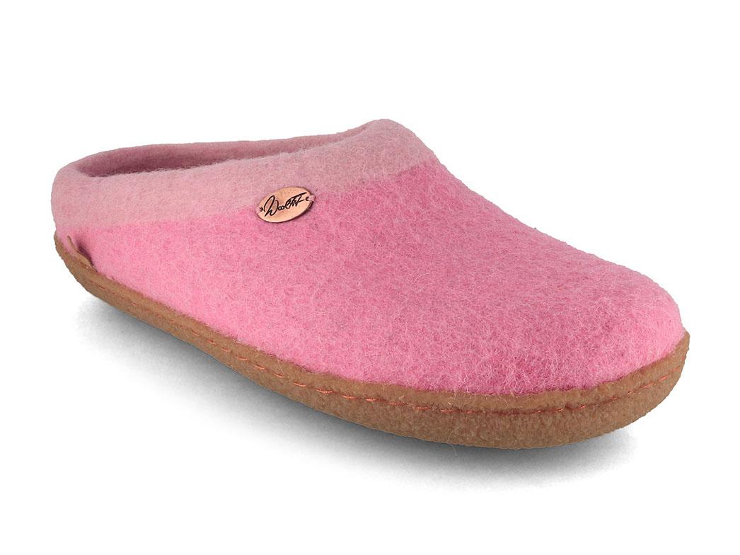 WoolFit Sherpa Felted Wool Slippers, Natural Rubber Sole in Rosa, wool felt, front three-quarter view