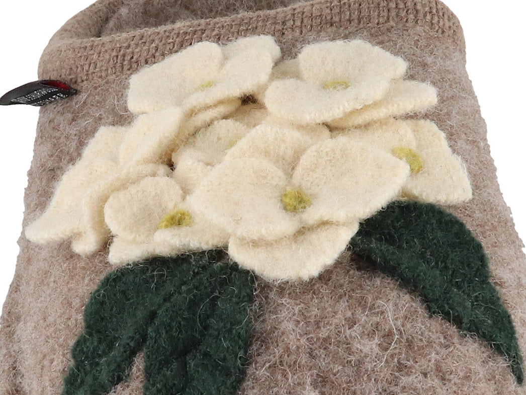 1 HAFLINGER-Women-Boiled-Wool-Slippers-Flair-Hortensia-beige #farbe_Beige