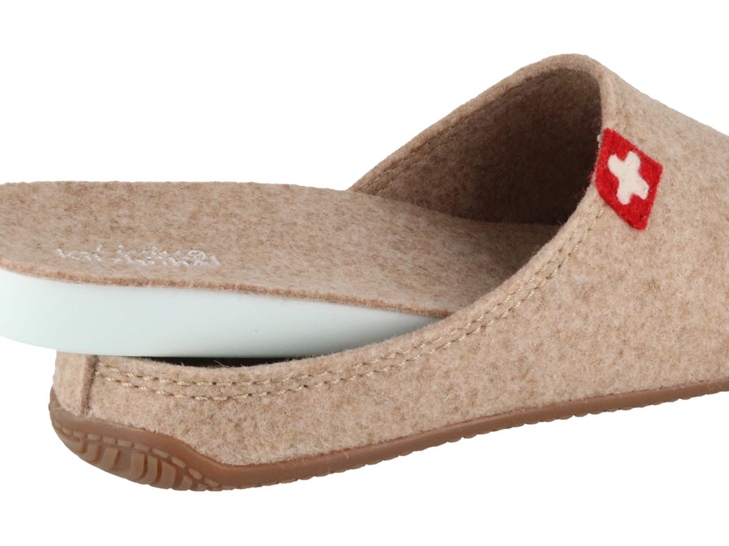 1 LIVING-KITZBHEL-Women-Felt-Slippers-Swiss-Cross-camel #farbe_Beige