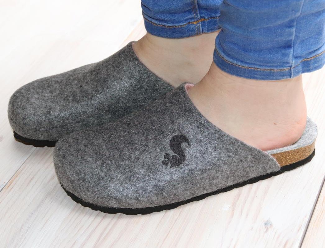 1 Thies-Clog--PET-Bio-Clog-Grey-Rose #farbe_Grey