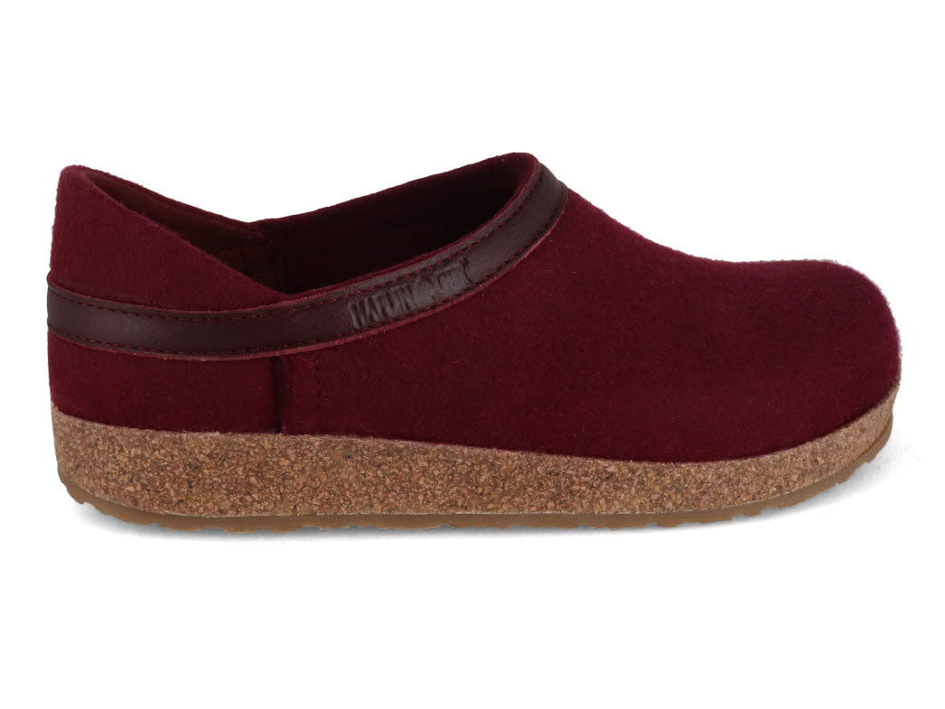 1 HAFLINGER-GZ-Buffalo-Slippers-with-Arch-Support-bordeaux #farbe_Red