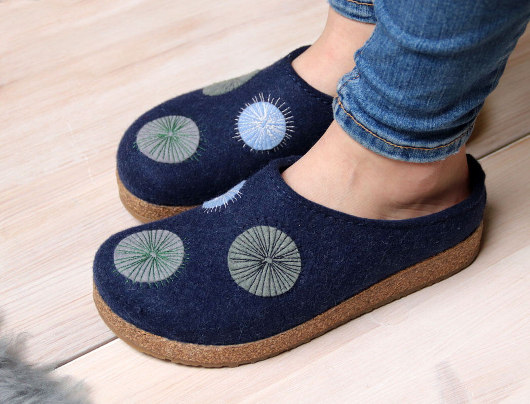 1 HAFLINGER-Clog--Grizzly-Radius-Jeans #farbe_Blue