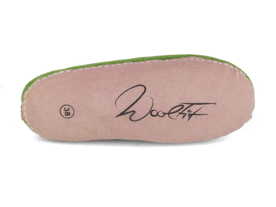 Woolfit Felt Slippers Footprint Green, footwear, pair lifestyle layout