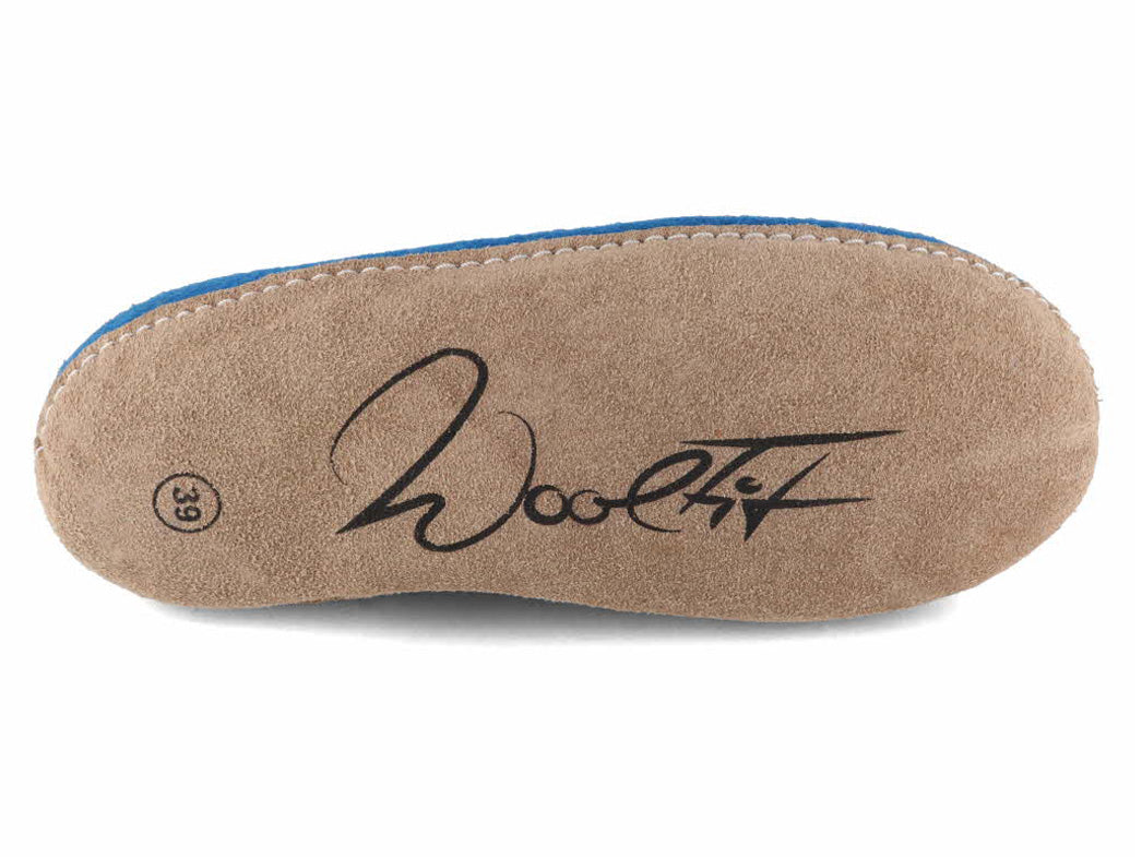 WoolFit Footprint royal blue slipper, genuine leather outsole view