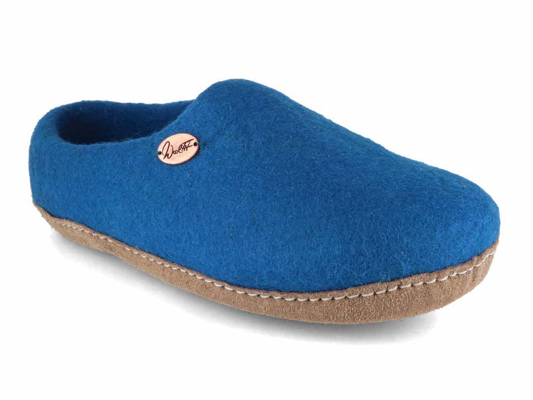 WoolFit Footprint royal blue wool slipper, front three-quarter view