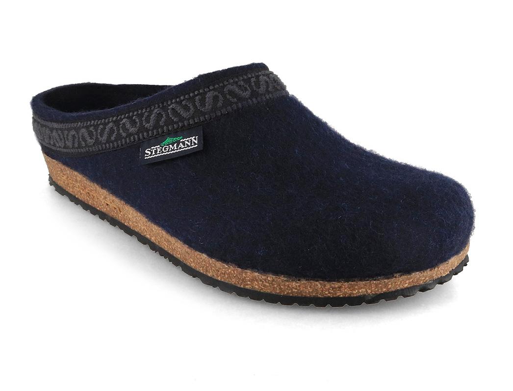 Stegmann Original 108 Wool Clogs, Navy, three-quarter view