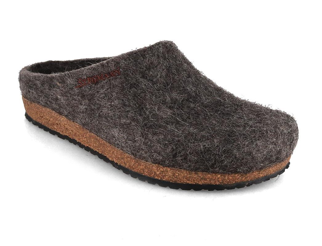 Stegmann Eco Wool Clogs, Stonesheep Gray, three-quarter view