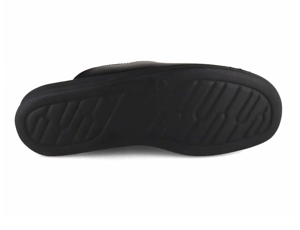 Josef Seibel Belfort 20 Men's Leather Clogs, Black, outsole view
