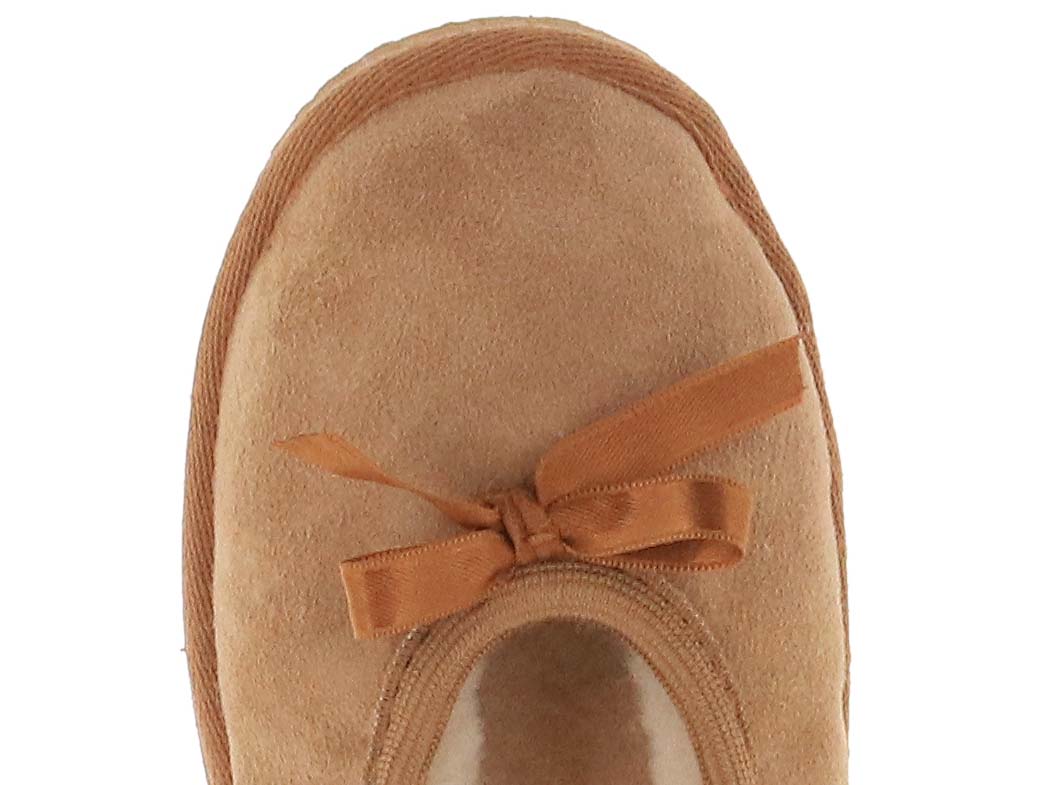 SHEPHERD Women Lambskin Ballerinas 'Stacy' in chestnut, detail close-up