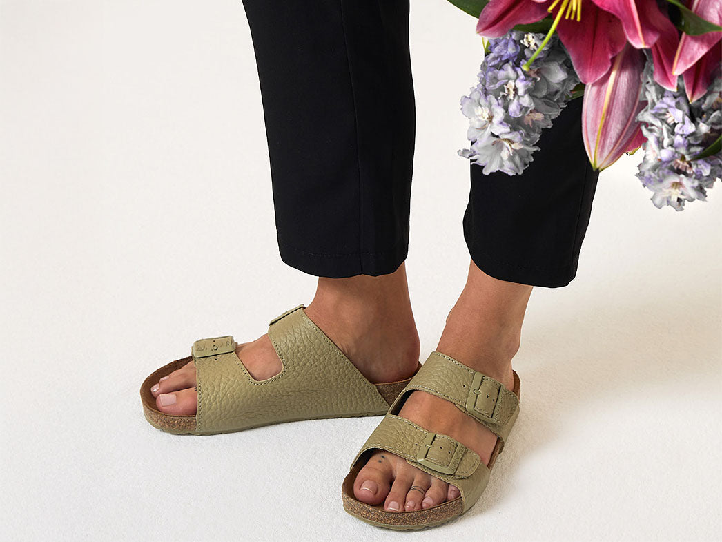 HAFLINGER Bio Bonnie Leather Sandals for Women, Sage Green