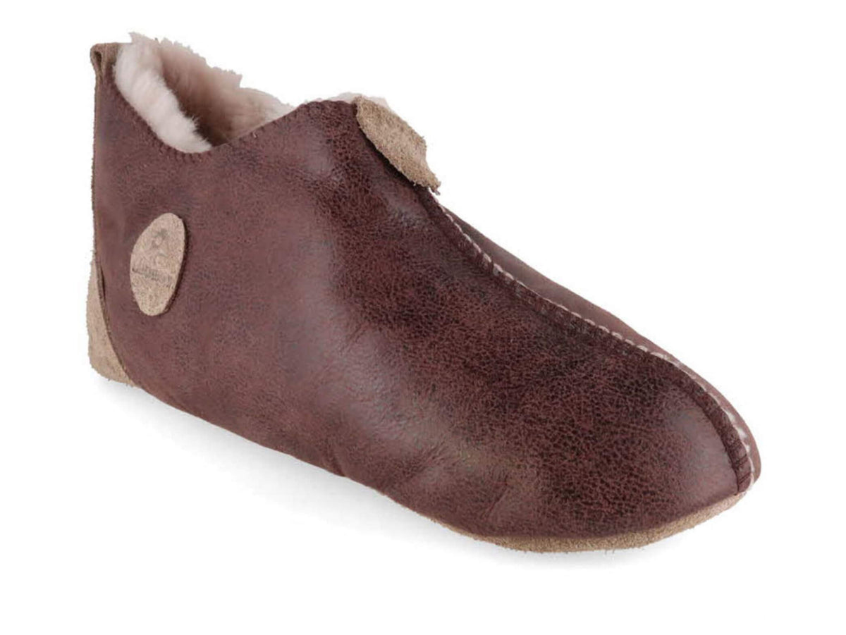 Lammbock Texel brown shearling slipper boot, front three-quarter view