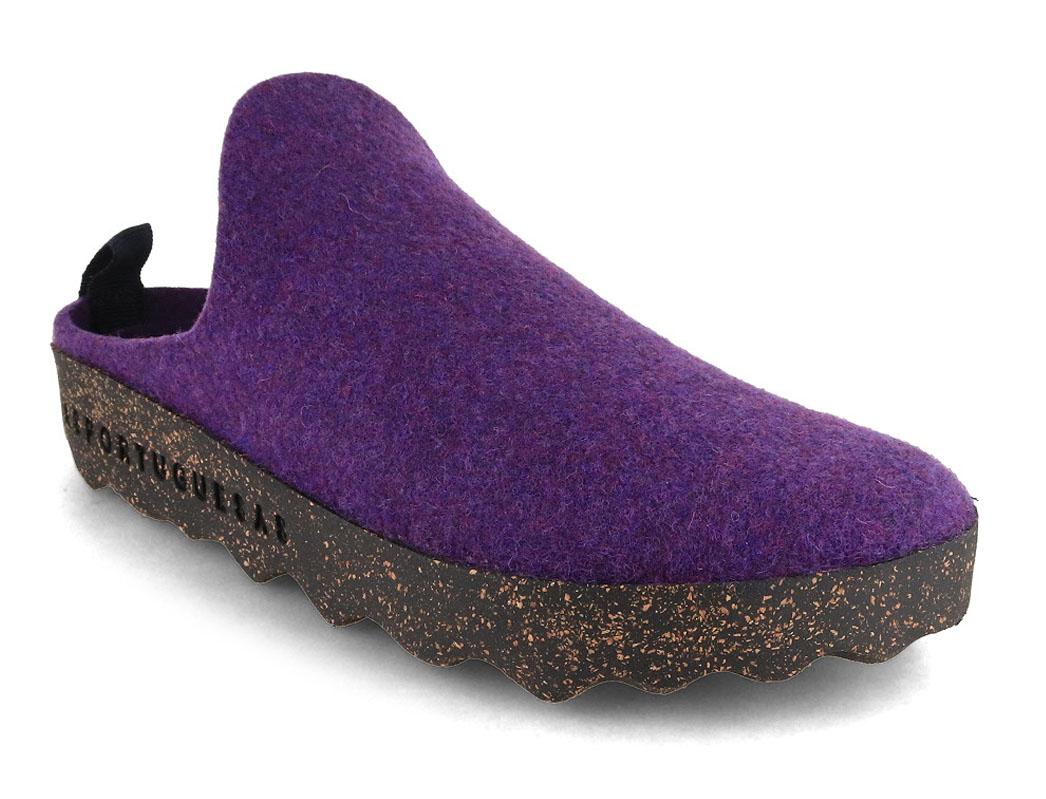 ASPORTUGUESAS Come showing a dark purple felt upper on a dark speckled cork-rubber sole