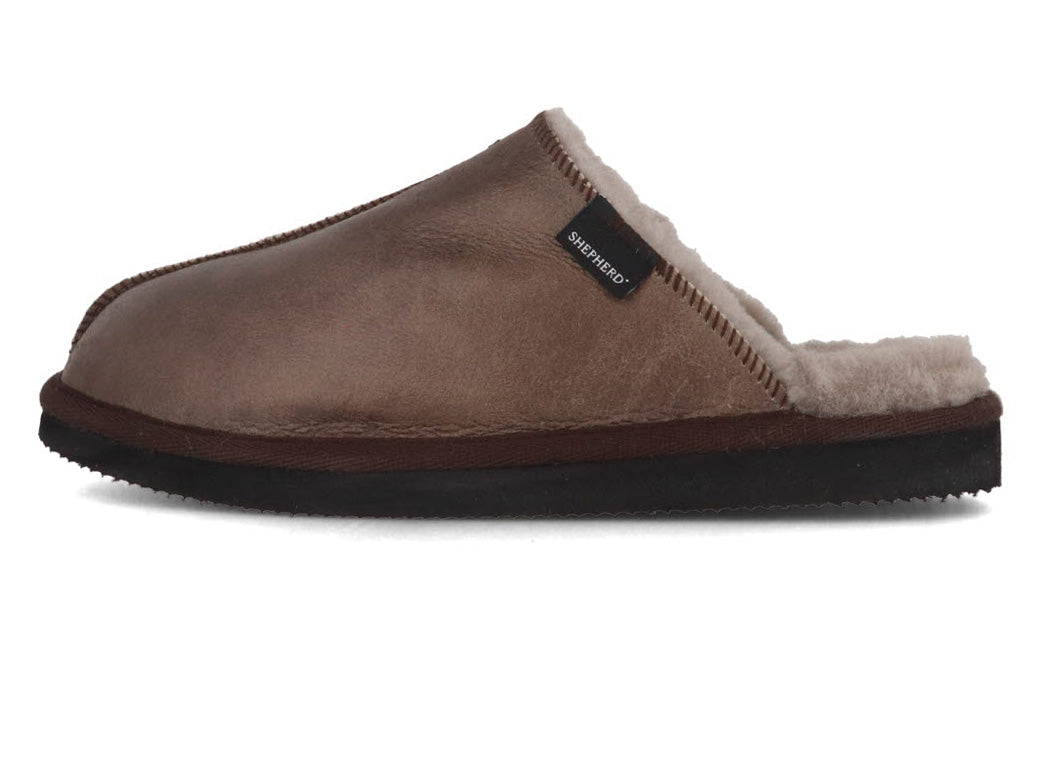 1 SHEPHERD-Men-Lambskin-Slippers-Hugo-stone-oiled-antique #farbe_Brown