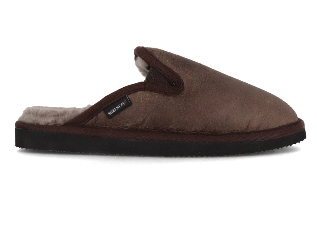 1 SHEPHERD-Men-Lambskin-Slippers-Adam-oiled-antique #farbe_Brown