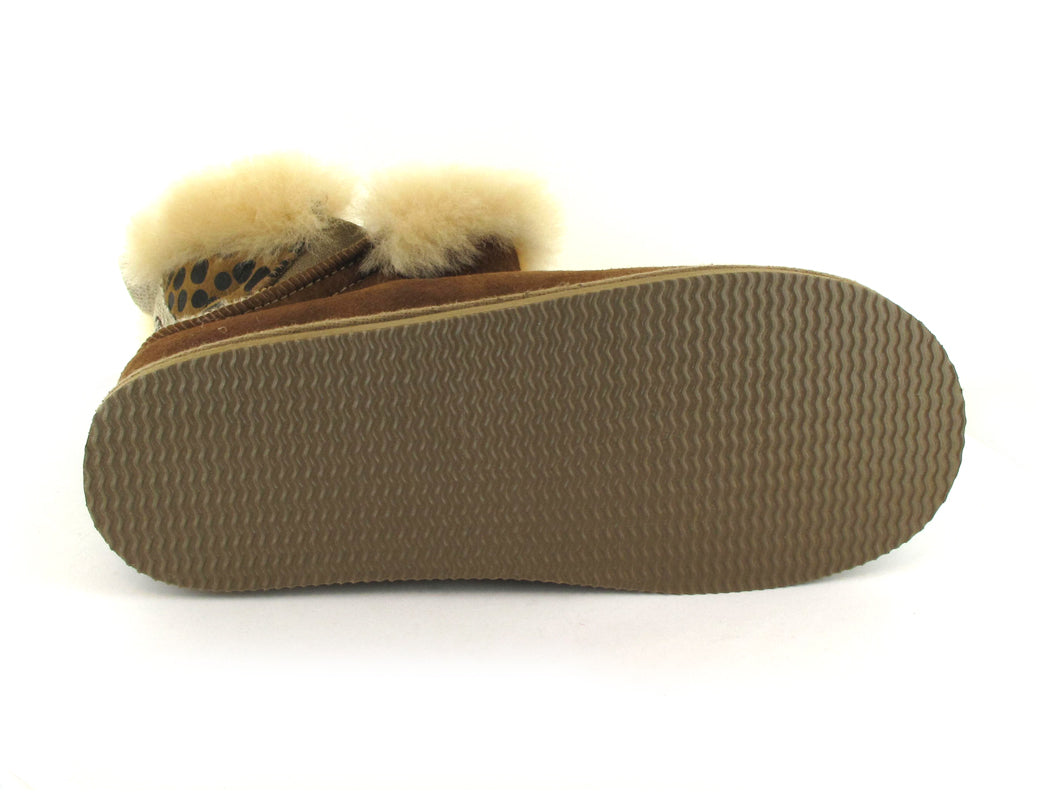 1 SHEPHERD-Slipper-Boot--Bella-Antique-CognacLeo #farbe_Brown