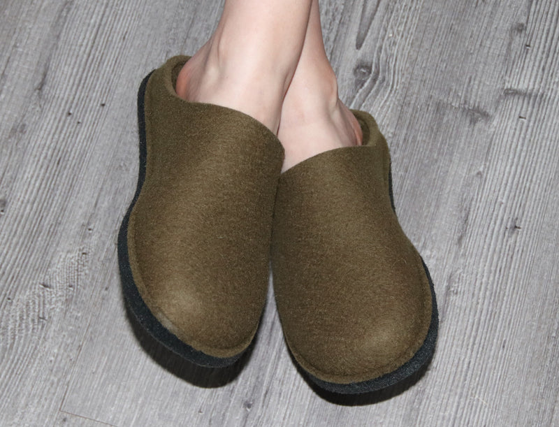 1 HAFLINGER-Women-Men-Felt-Slippers-Flair-Soft-olive