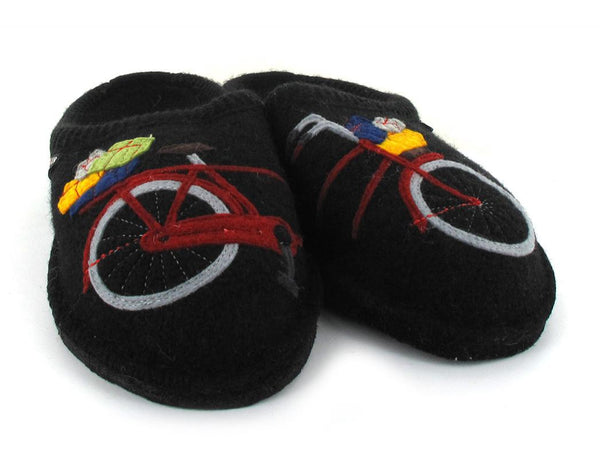 haflinger-flair-bicycle-slippers #color_black