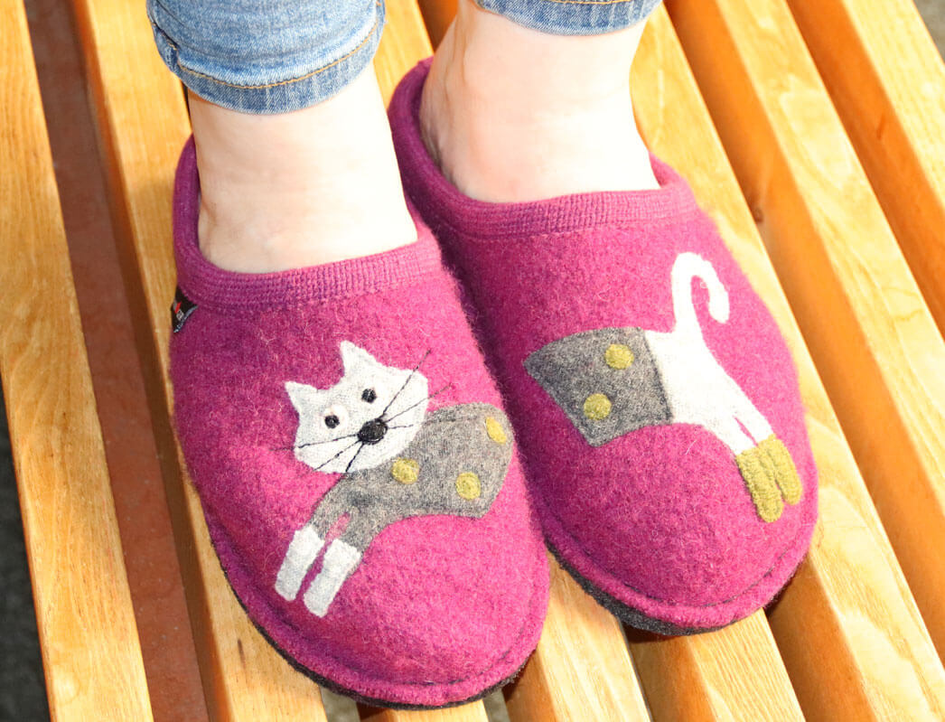 1 HAFLINGER-Slipper--Flair-Cucho-Mulberry #farbe_Rosa