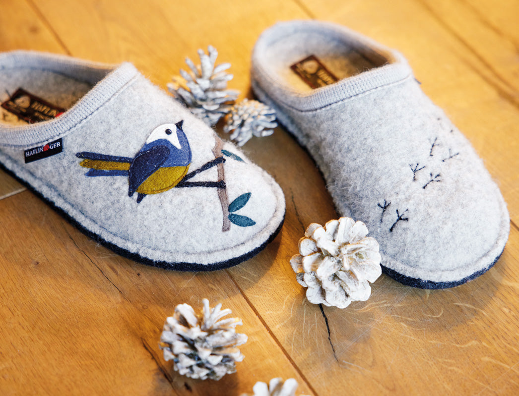 1 HAFLINGER-Women-Felt-Slippers-Flair-Songbird-stone-gray #farbe_Grey