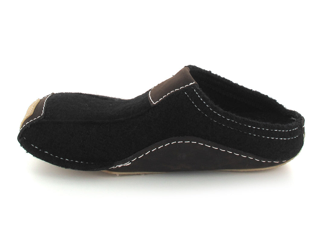 haflinger-moccasin-slippers-pocahontas #color_black