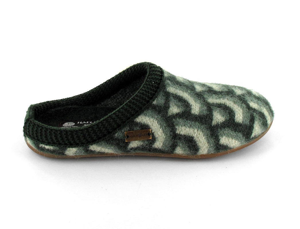 1 HAFLINGER-Slipper--Everest-Cascade-Kiwi #farbe_Green