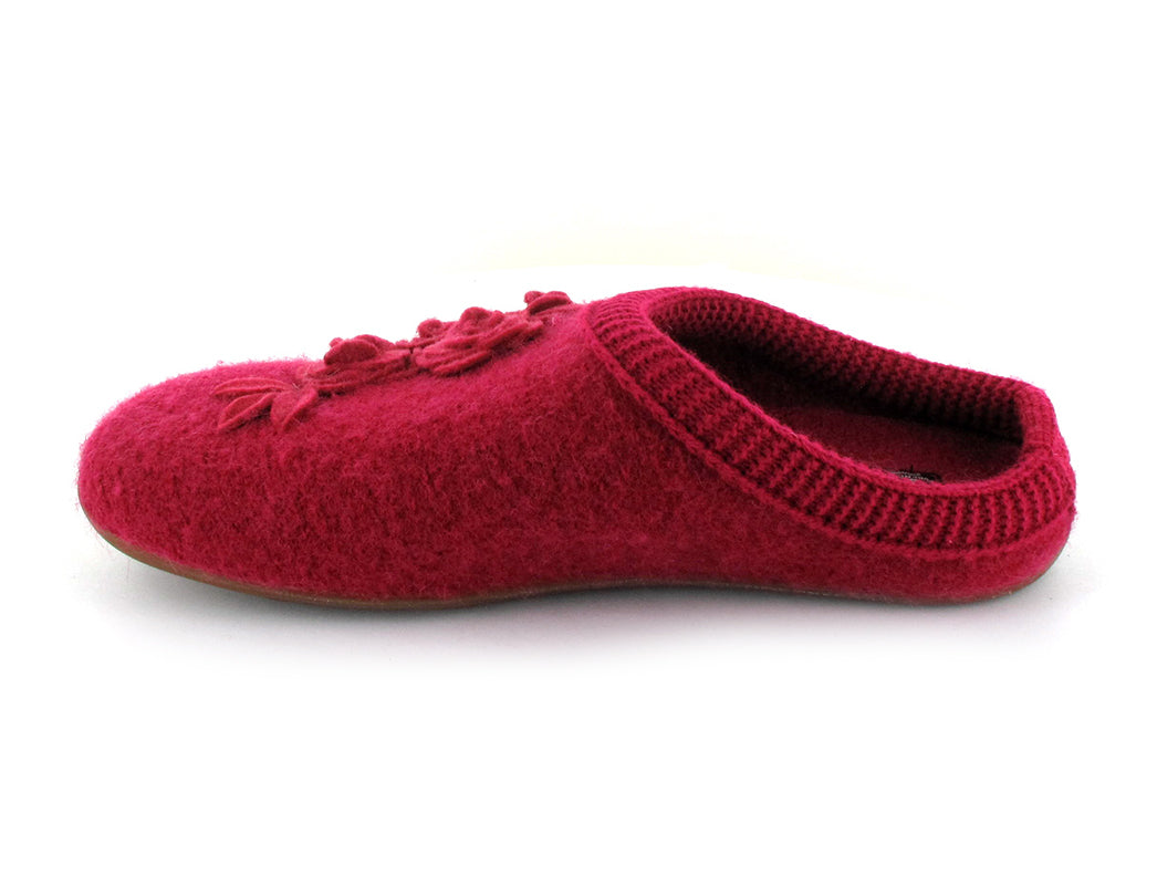 haflinger-flowered-house-slippers-everest-austin #color_fuchsia