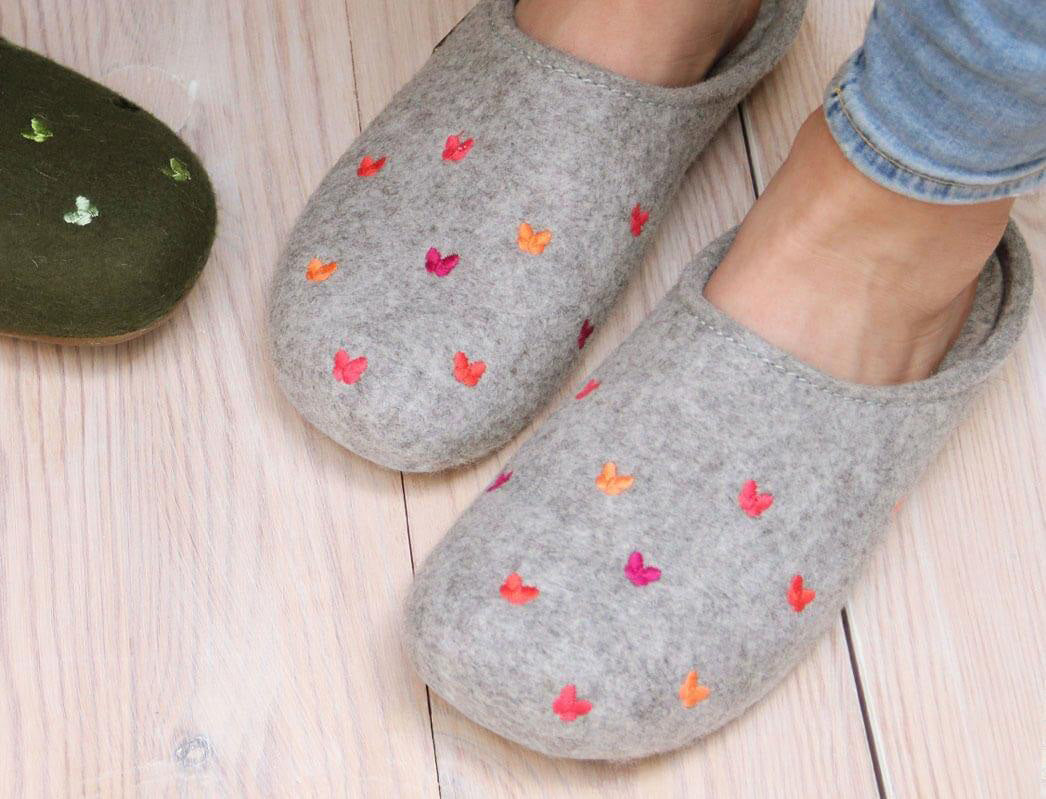 1 HAFLINGER-Slipper--Everest-Farfalline-Stone-Gray #farbe_Grey