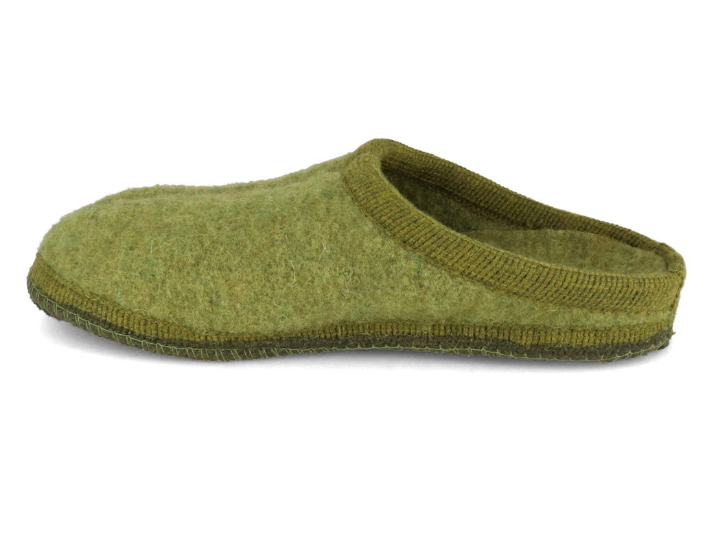 1 HAFLINGER-AS-Classic-Slippers--Alaska-apine-green #farbe_Green