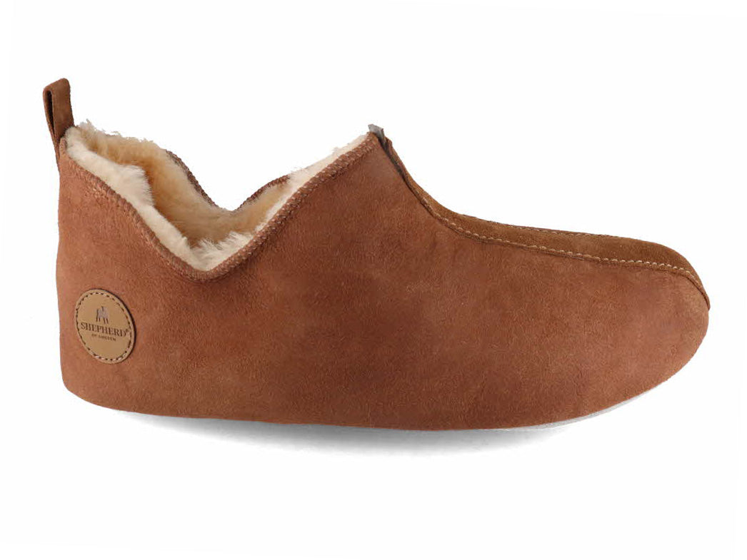 1 SHEPHERD-Men-Slippers-Henrik-antique-cognac #farbe_Brown