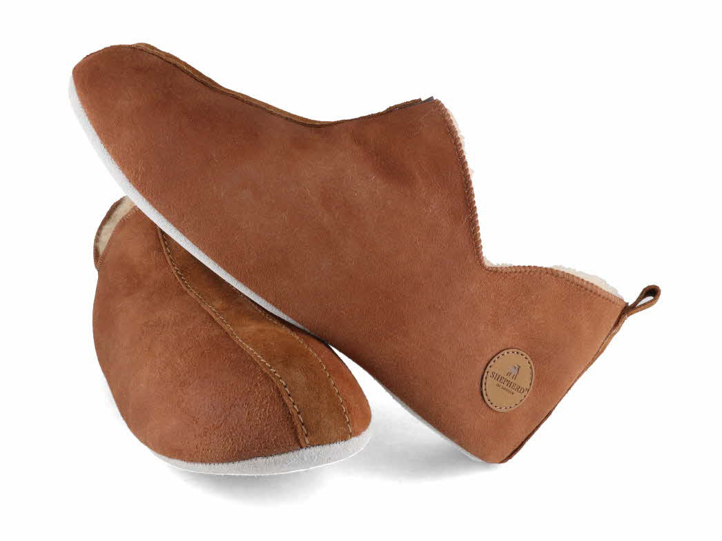 1 SHEPHERD-Men-Slippers-Henrik-antique-cognac #farbe_Brown