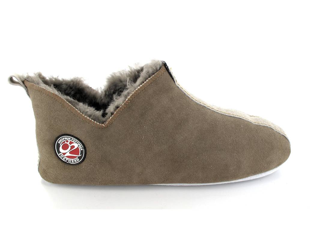 1 SHEPHERD-Womens-Sheepskin-Slippers--Lina-Stone #farbe_Beige