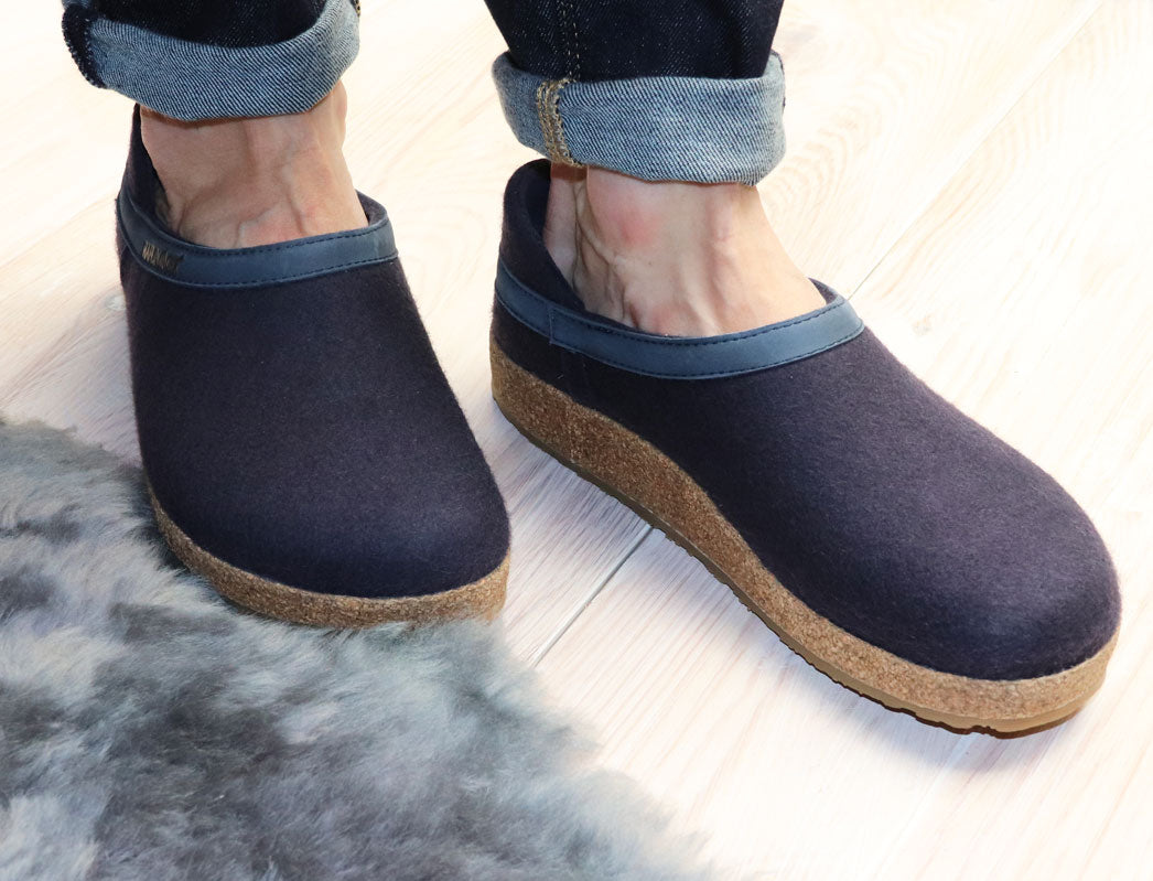 1 HAFLINGER-Clog--Grizzly-Buffalo-Midnight-Blue #farbe_Blue