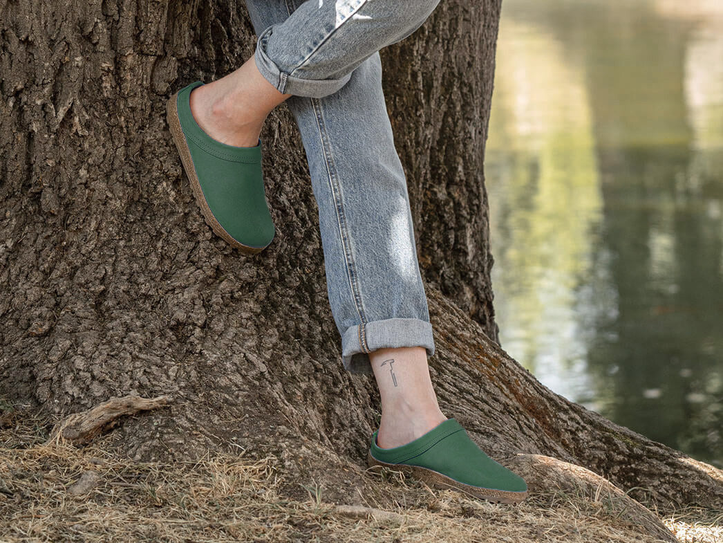 1 HAFLINGER-Leather-Clogs-with-Arch-Support-Malm-pine #farbe_Green