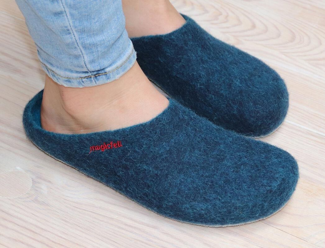 1 MAGICFELT-Slipper--AP701-Dark-Petrol #farbe_Blue