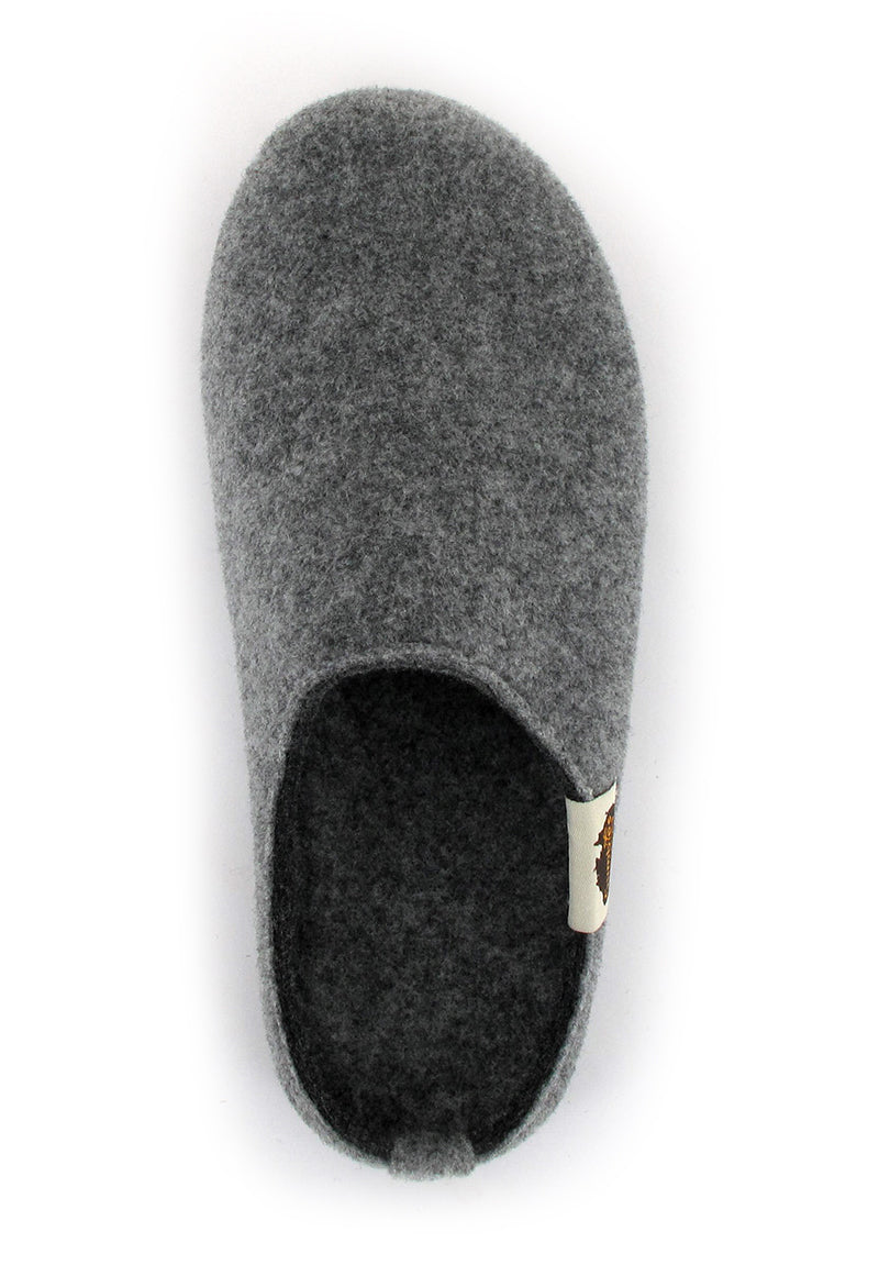1 GUMBIES-Outback-Slippers-GreyCharcoal