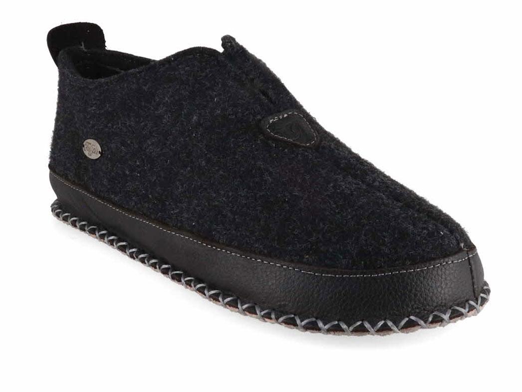Tuffeln Urig dark and light gray wool slippers, front three-quarter view