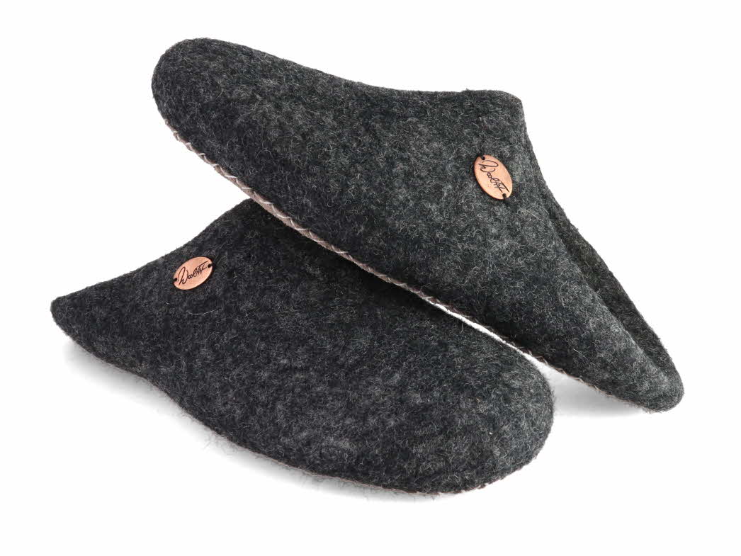 Woolfit Ecofriendly Guest Slippers Tibet Gray, footwear, toe box close-up
