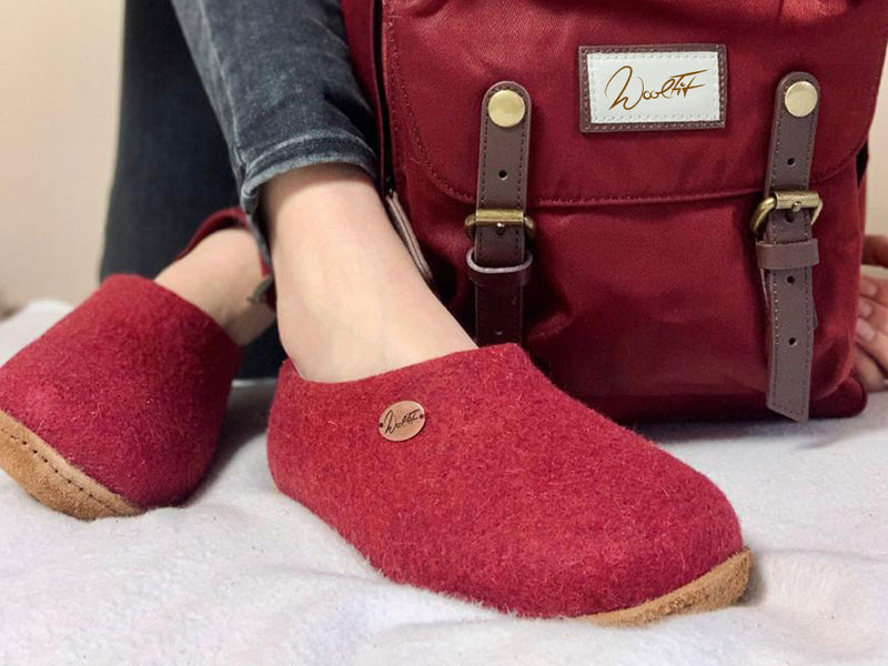 1 WoolFit-handmade-Felt-Slippers--Classic-dark-red