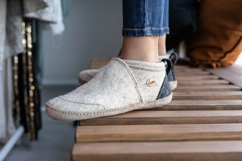 1 WoolFit-ankle-high-Felt-Slippers--Taiga-beige